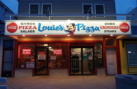 Louie's pizza dequindre - 